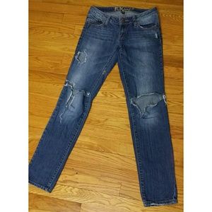 Fox distressed skinny jeans